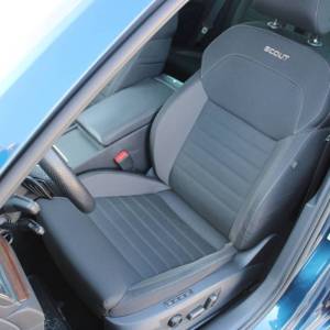 Škoda Superb Combi Scout 2.0 TDi DSG *LED, NAVIGACIJA, KAMERA*