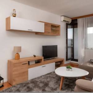 Split, Blatine – Svijetao i funkcionalan 3S stan s vrhunskim rasporedom