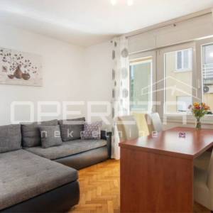 Split centar (Dobri) – 2 apartmana u jednom stanu / vrhunska investicija u srcu 