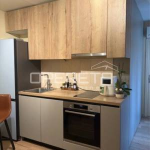 Split centar (Dobri) – 2 apartmana u jednom stanu / vrhunska investicija u srcu 