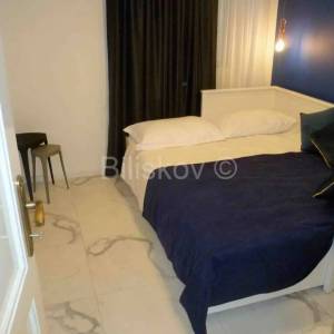 Split, centar, prodaja manji dvosoban stan, namješten