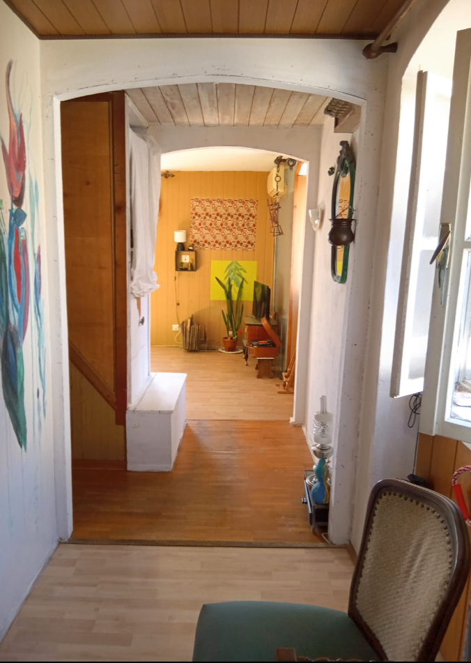 Split Varoš- Pogled na more, veliko dvorište i potencijal nadogradnje