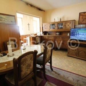 Split, Visoka prodaja stan i terasa 142 m2,vrt, garsonjera 