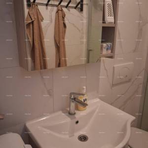 Stan s vrtom i parkirnim mjestom, blizina Pule 4 km.