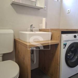 Stan u centru Pule,odmah useljivo