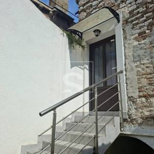 Stan u centru Pule,odmah useljivo