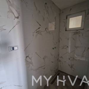 Stan u novogradnji na mirnoj lokaciji u Starom Gradu