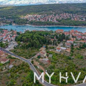 Stan u novogradnji na mirnoj lokaciji u Starom Gradu