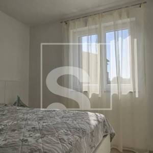 Stan u prizemlju sa velikom terasom