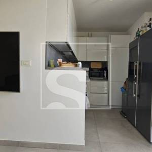 Stan u prizemlju sa velikom terasom