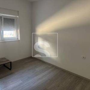 Stan u Puli sa dvorištem