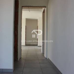 Stanovi Poreč 55, 75 i 80m2 na prodaju 2700€/m2