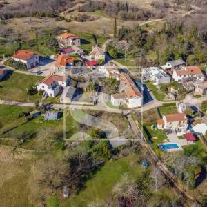 Starina za adaptaciju u srcu sela