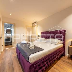 Stobreč nova luksuzna vila s bazenom i pogledom na more, blizina Splita