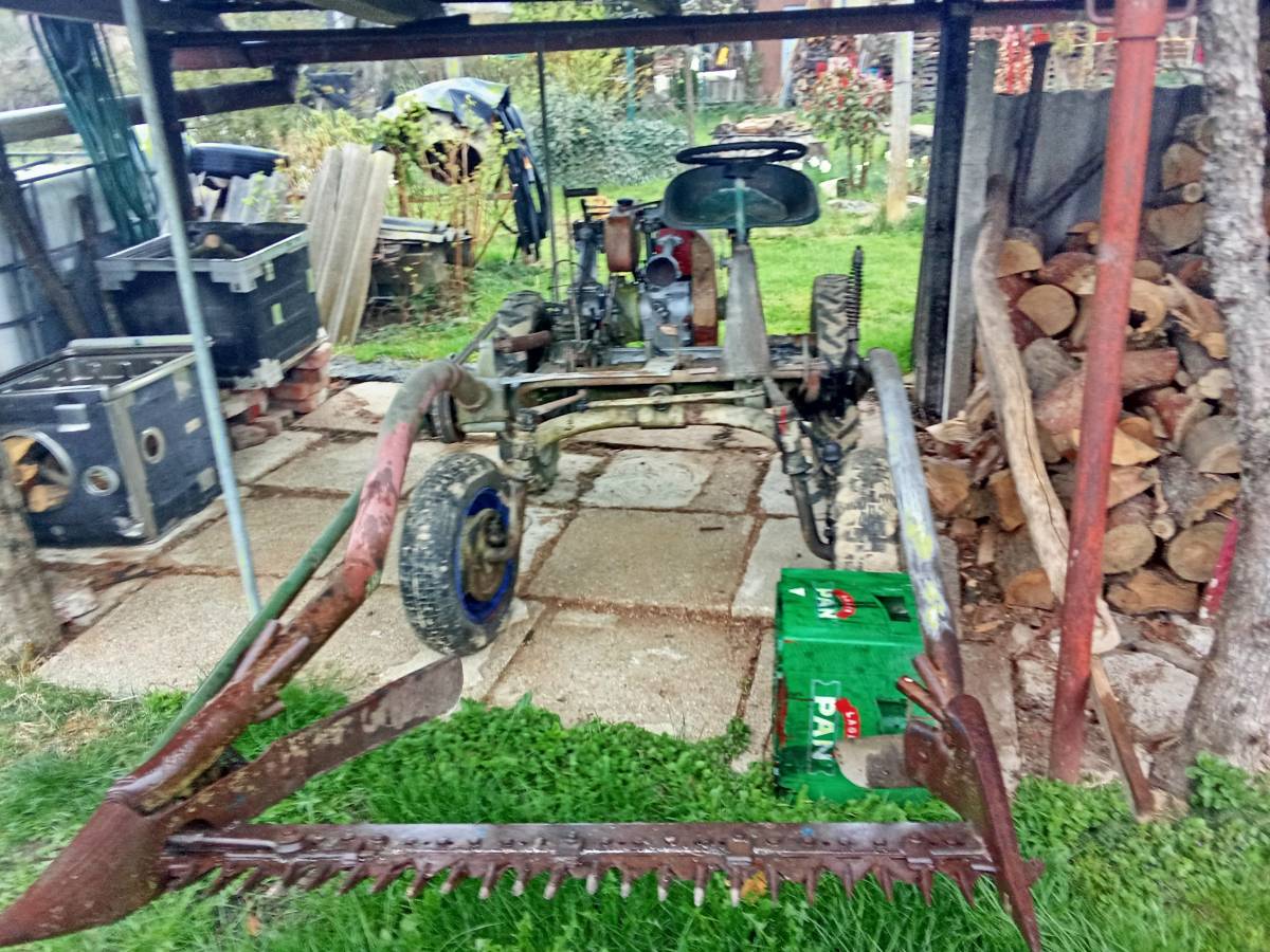 Strižna kosilica lombardini sa generalno uređenim motorom dizel