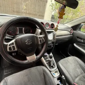 Suzuki Vitara 1,4, 103 kW, 140 KS