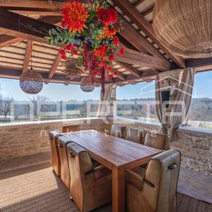 Sveti Lovreč – autentično istarsko imanje