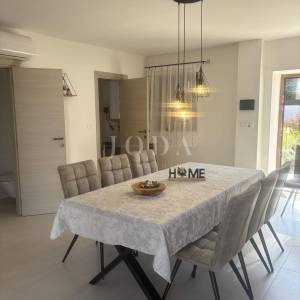 Svetvinčenat, okolica, novouređena kamena kuća sa bazenom