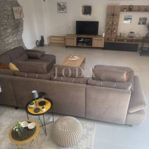 Svetvinčenat, okolica, novouređena kamena kuća sa bazenom