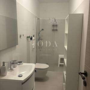 Svetvinčenat, okolica, novouređena kamena kuća sa bazenom