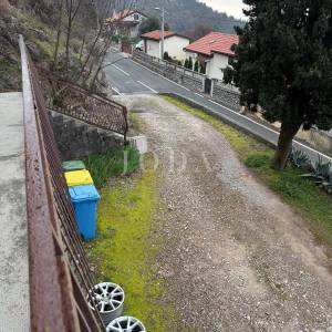 Svilno - Samostojeća kuća s dva stana