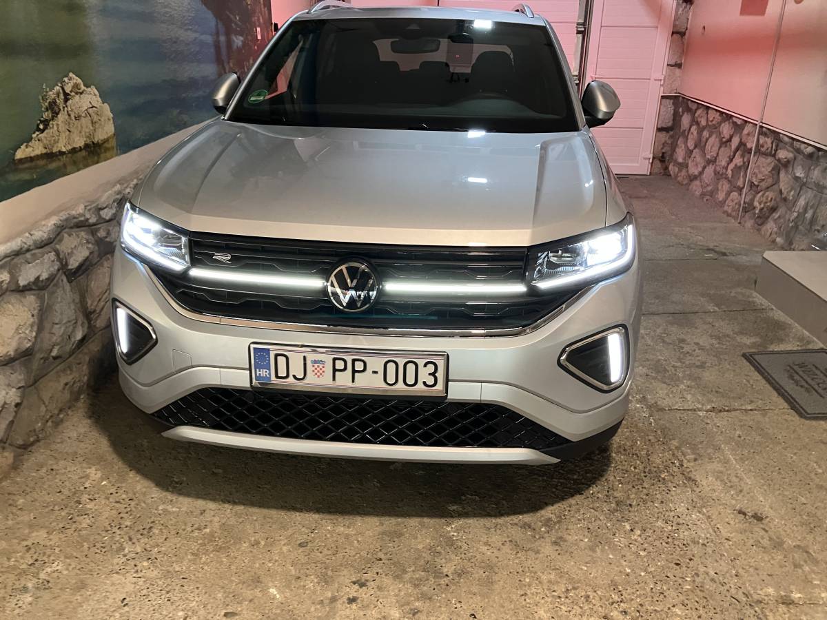 T-CROSS 1.5 TSI DSG IQ-LED R- LINE