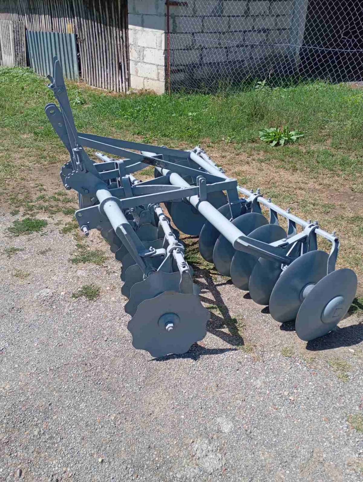 Tanjurače leskovačke