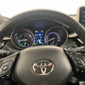 Toyota C-Hr 1.8 HSD 5D E-CVT C-ENTER - 3 godine jamstva