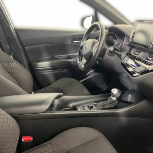 Toyota C-Hr 1.8 HSD 5D E-CVT C-ENTER - 3 godine jamstva