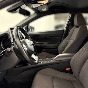 Toyota C-Hr 1.8 HSD E-CVT C-ENTER - 3 godine jamstva