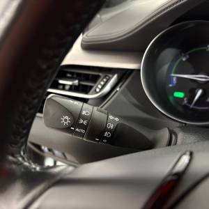 Toyota C-Hr 1.8 HSD E-CVT C-ENTER - 3 godine jamstva