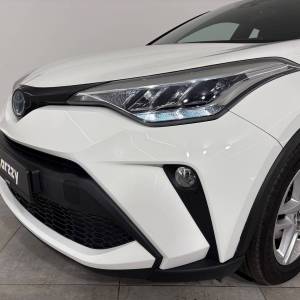 Toyota C-Hr 1.8 HSD E-CVT C-ENTER - 3 godine jamstva