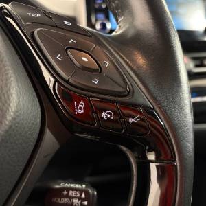 Toyota C-Hr 1.8 HSD E-CVT C-ENTER - 3 godine jamstva