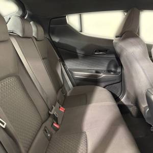 Toyota C-Hr 1.8 HSD E-CVT C-ENTER - 3 godine jamstva