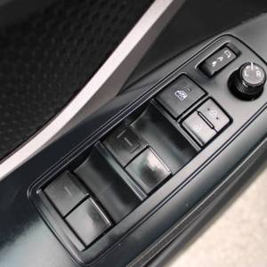 Toyota C-HR 1.8 Hybrid AUTOMATIK *LED, NAVIGACIJA, KAMERA*