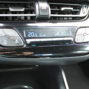 Toyota C-HR 1.8 Hybrid AUTOMATIK *LED, NAVIGACIJA, KAMERA*