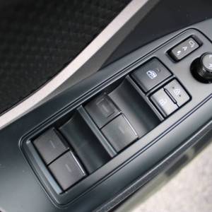 Toyota C-HR 1.8 Hybrid AUTOMATIK *LED, NAVIGACIJA, KAMERA*