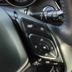 Toyota C-HR 1.8 Hybrid AUTOMATIK *LED, NAVIGACIJA, KAMERA*