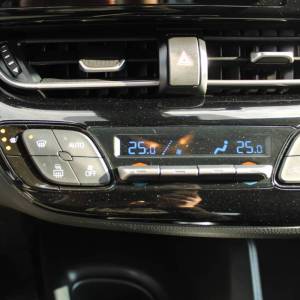 Toyota C-HR 1.8 Hybrid AUTOMATIK *LED, NAVIGACIJA, KAMERA*