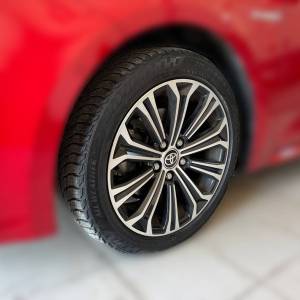 Toyota Corolla 2.0 HYBRID - 3 godine jamstva