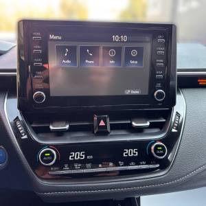 Toyota Corolla 2.0 HYBRID - 3 godine jamstva