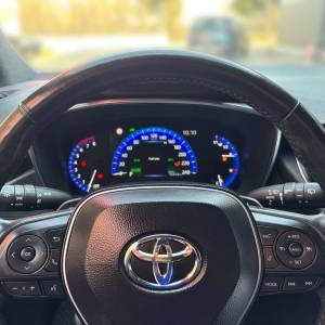 Toyota Corolla 2.0 HYBRID - 3 godine jamstva