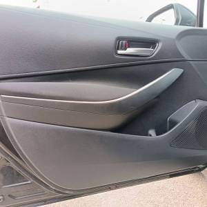 Toyota Corolla 2.0 HYBRID TEAM D CVT - 3 godine jamstva