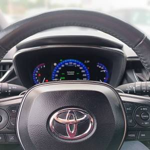 Toyota Corolla 2.0 HYBRID TEAM D CVT - 3 godine jamstva