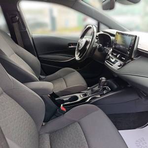 Toyota Corolla 2.0 HYBRID TEAM D CVT - 3 godine jamstva