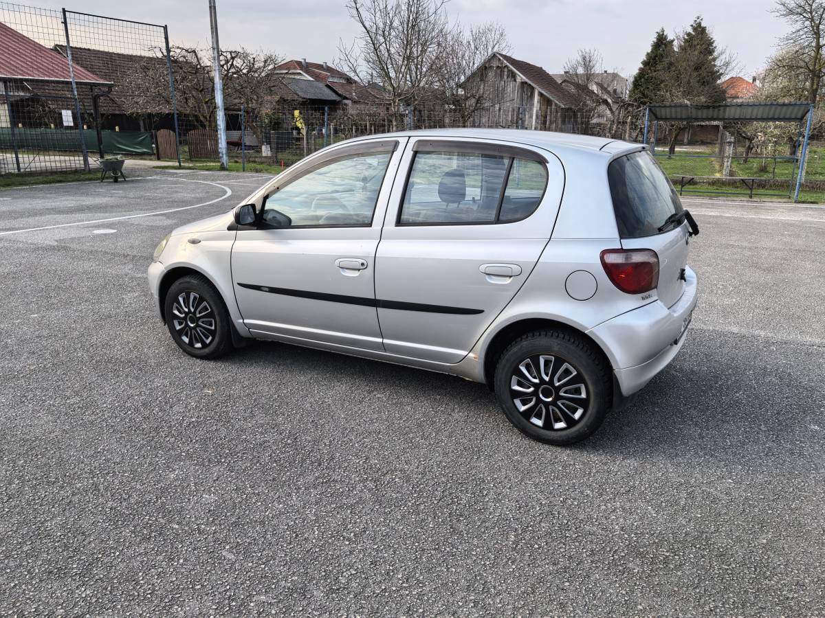 Toyota Yaris 1.0