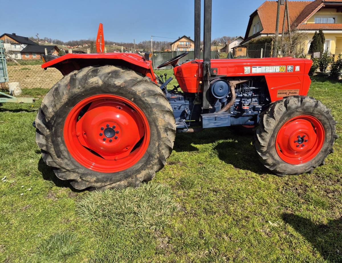 Traktor Same Mini Tauro 60