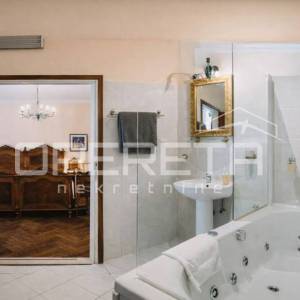 Tri apartmana unutar zidina, 96 m2, Dubrovnik 