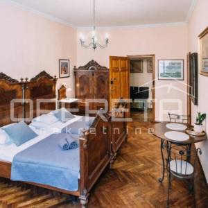 Tri apartmana unutar zidina, 96 m2, Dubrovnik 