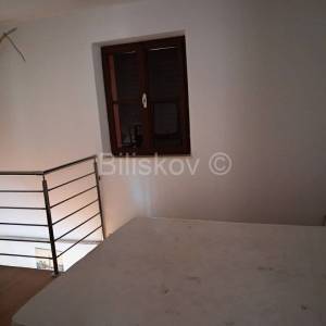 Trogir, blizina centra dugoročan najam